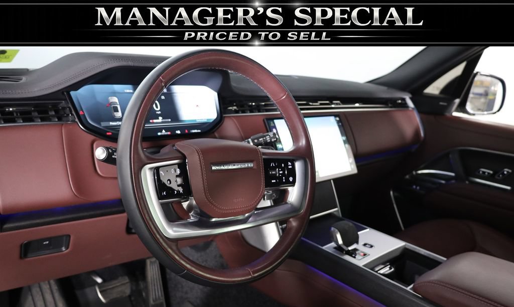 Used 2025 Land Rover Range Rover SE AWD/4WD image 33