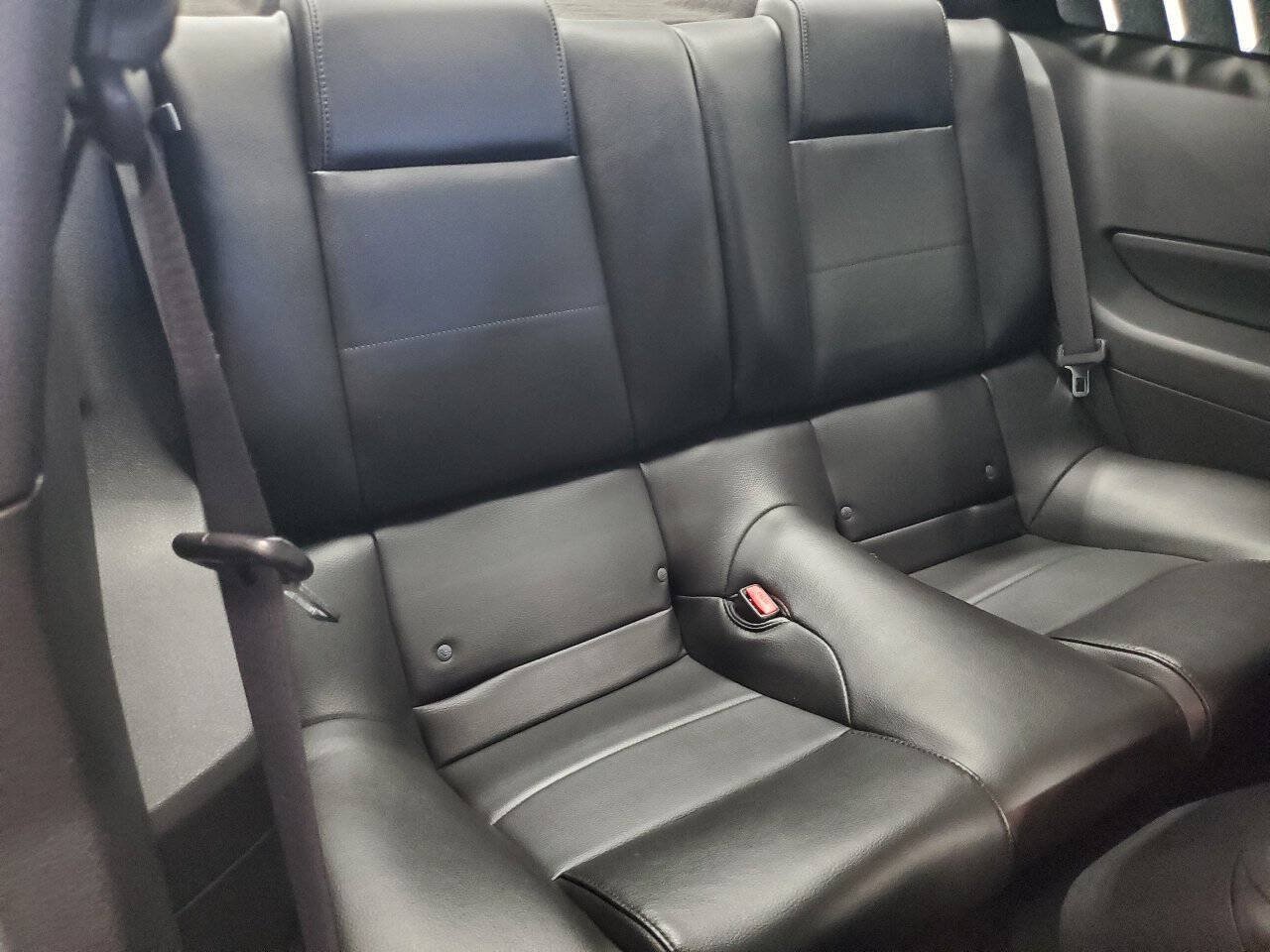 Used 2007 Ford Mustang Premium RWD image 15