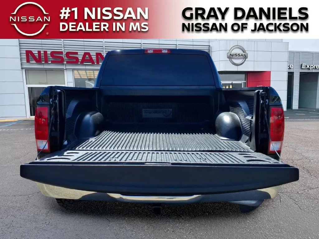 Used 2021 RAM 1500 Classic SLT AWD/4WD image 8