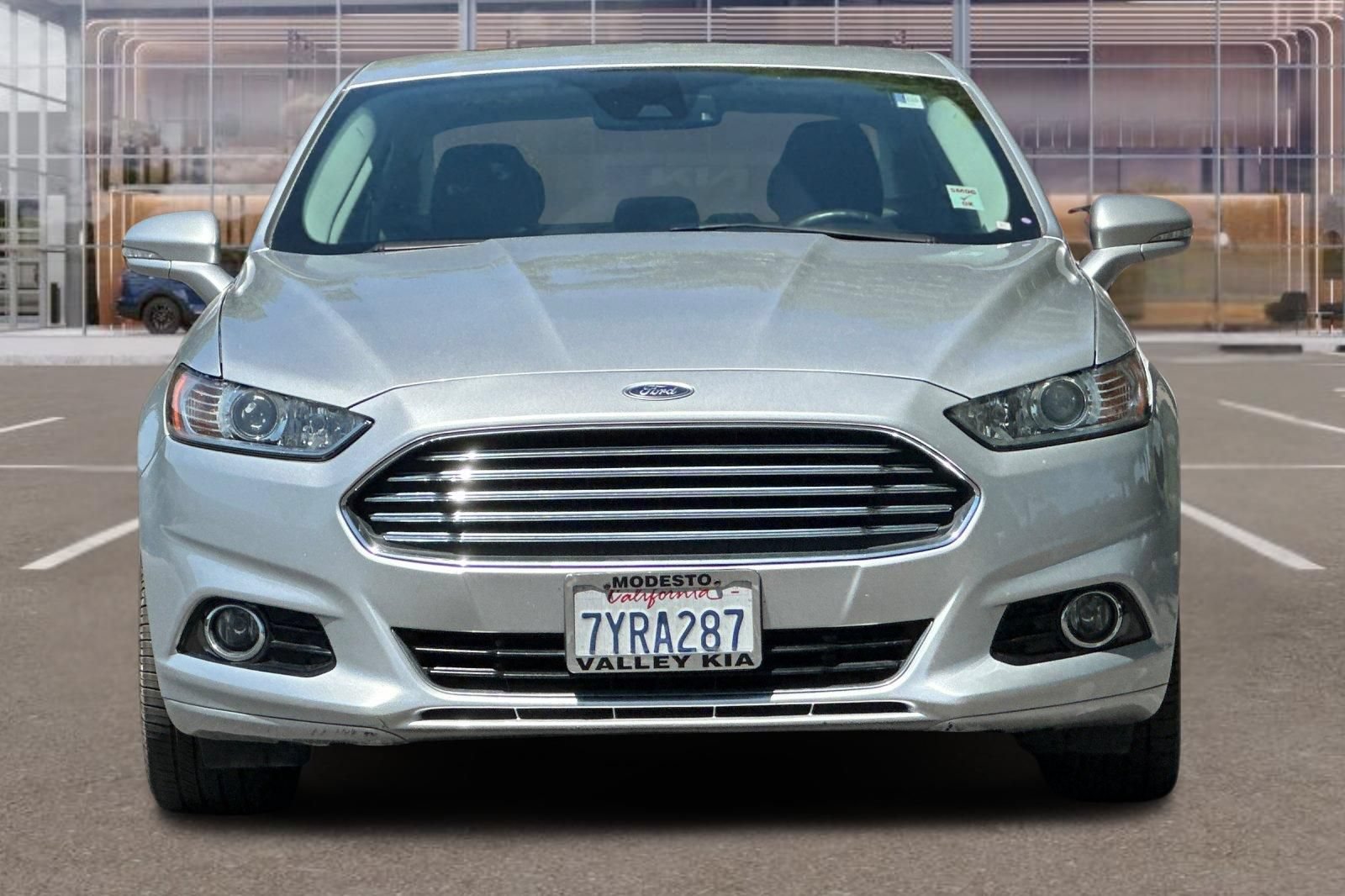 Used 2016 Ford Fusion Energi Titanium w/ Driver Assist Package FWD image 6