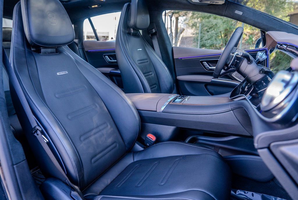 Used 2023 Mercedes-Benz EQS AMG 4MATIC w/ Trim Level Package image 22