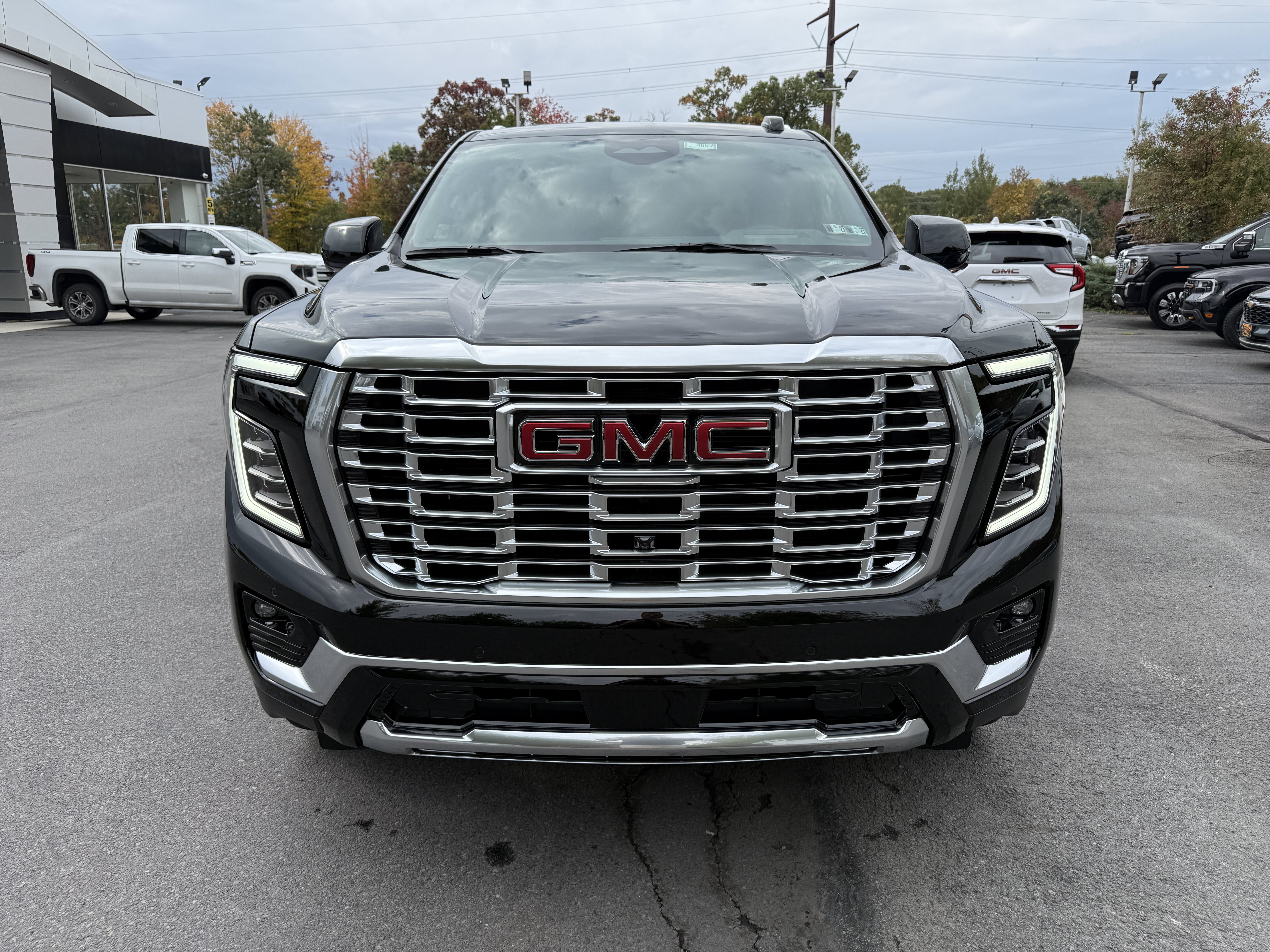 New 2027 GMC Yukon XL Denali AWD/4WD image 8