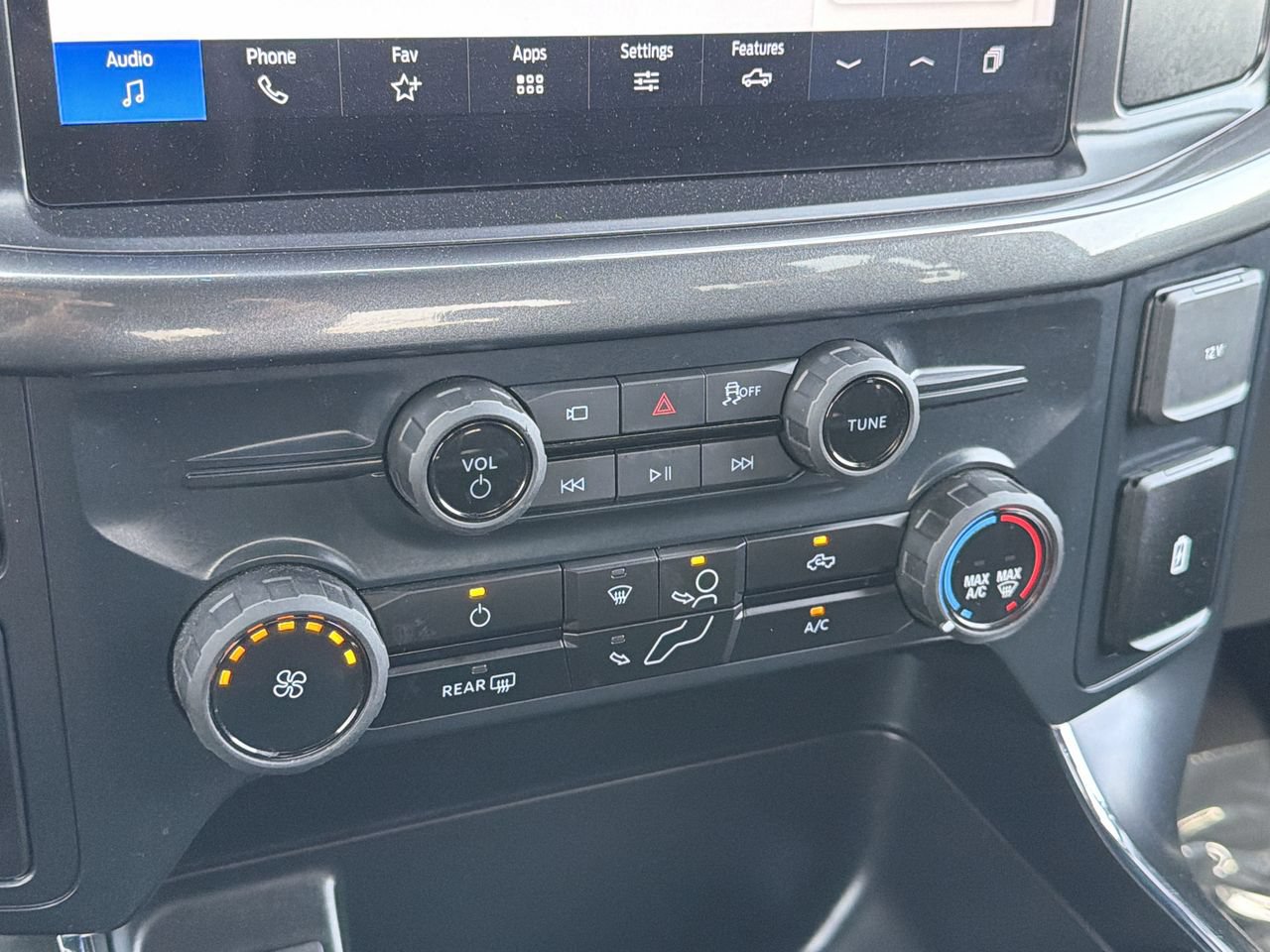 Used 2025 Ford F150 STX RWD image 21