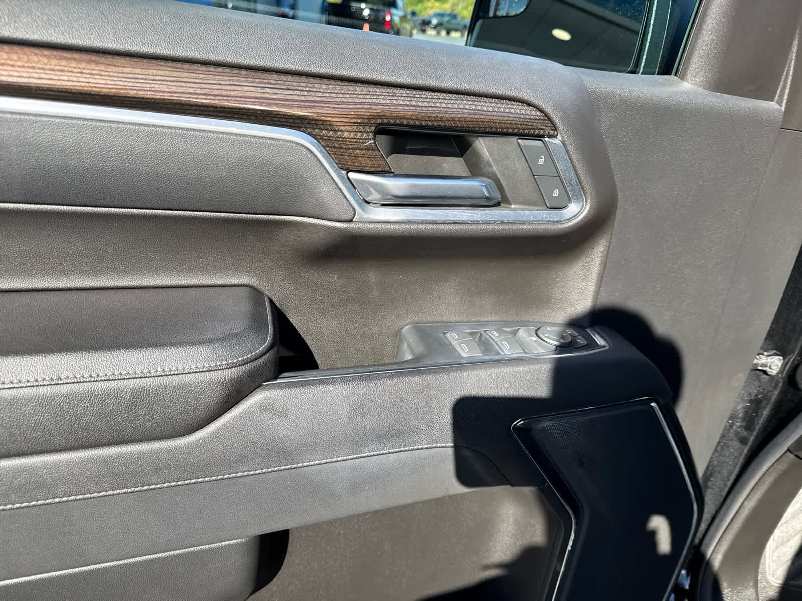 Used 2023 Chevrolet Silverado 1500 LT image 15