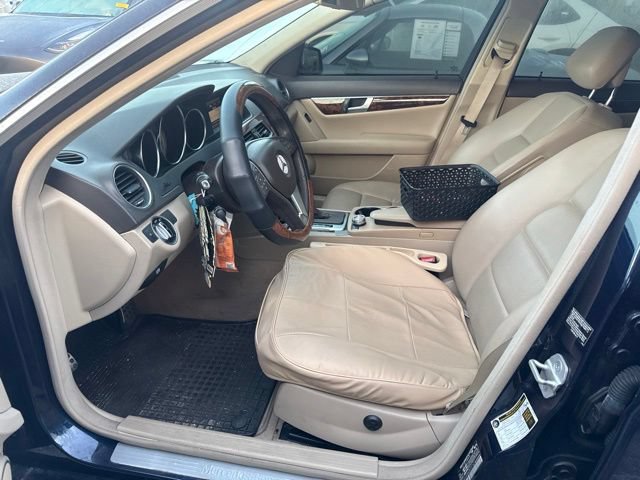 Used 2014 Mercedes-Benz C 250 Sedan image 6