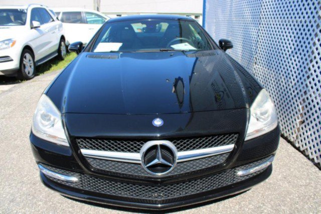 Used 2015 Mercedes-Benz SLK 250 w/ Premium Package image 6
