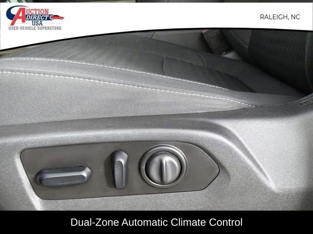 Used 2021 Chevrolet Silverado 1500 LT Trail Boss w/ Bed Protection Package image 18