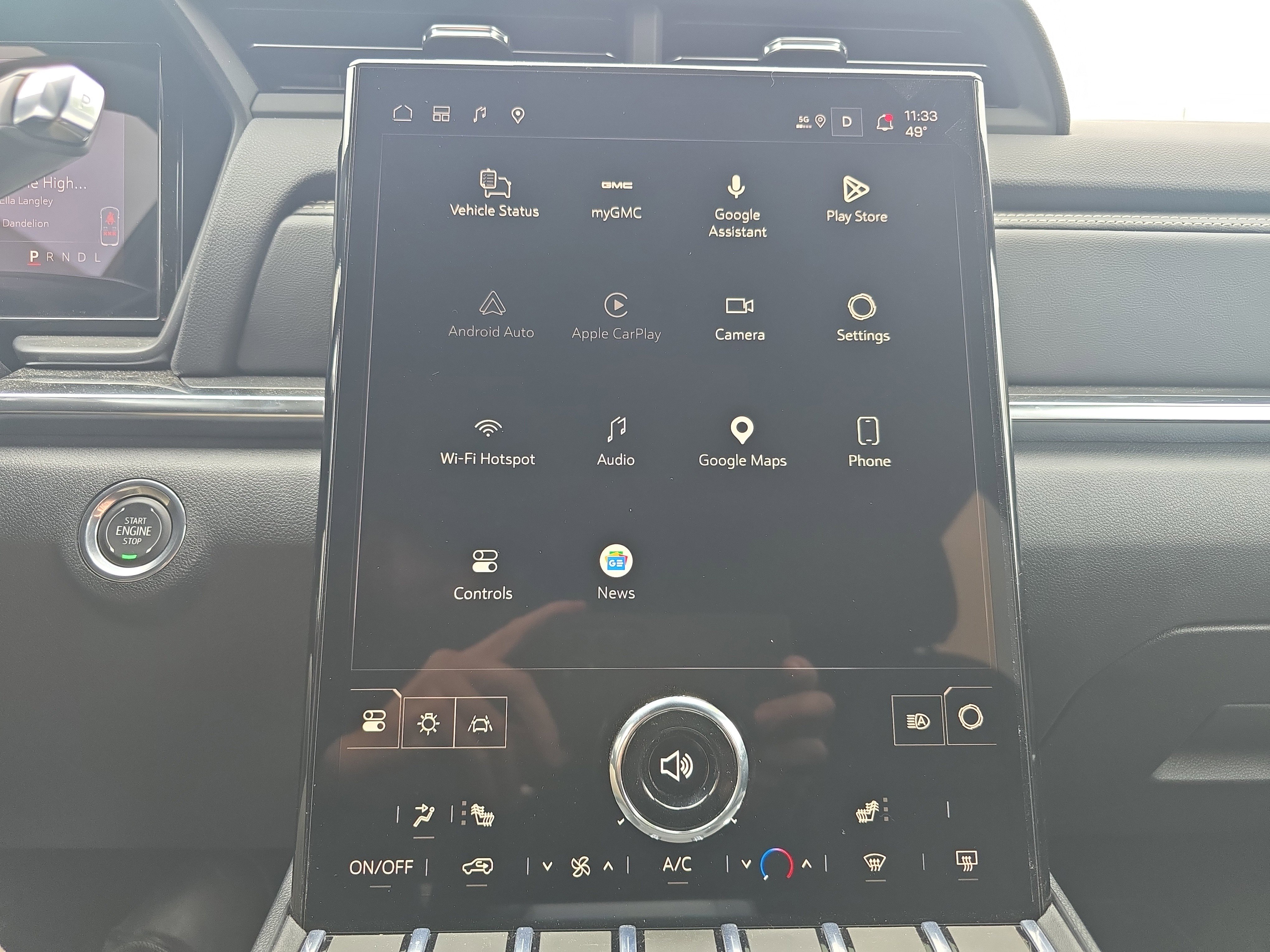 Used 2026 GMC Terrain Elevation w/ Black Edition image 27