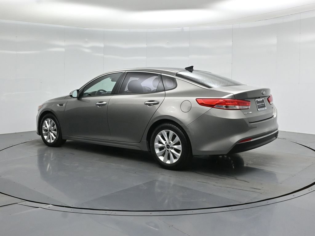 Used 2016 Kia Optima EX w/ Premium Package image 6
