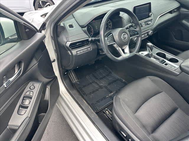 Used 2019 Nissan Altima 2.5 SV FWD image 9