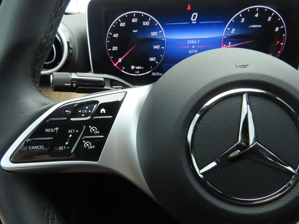 Used 2025 Mercedes-Benz C 300 Sedan image 11