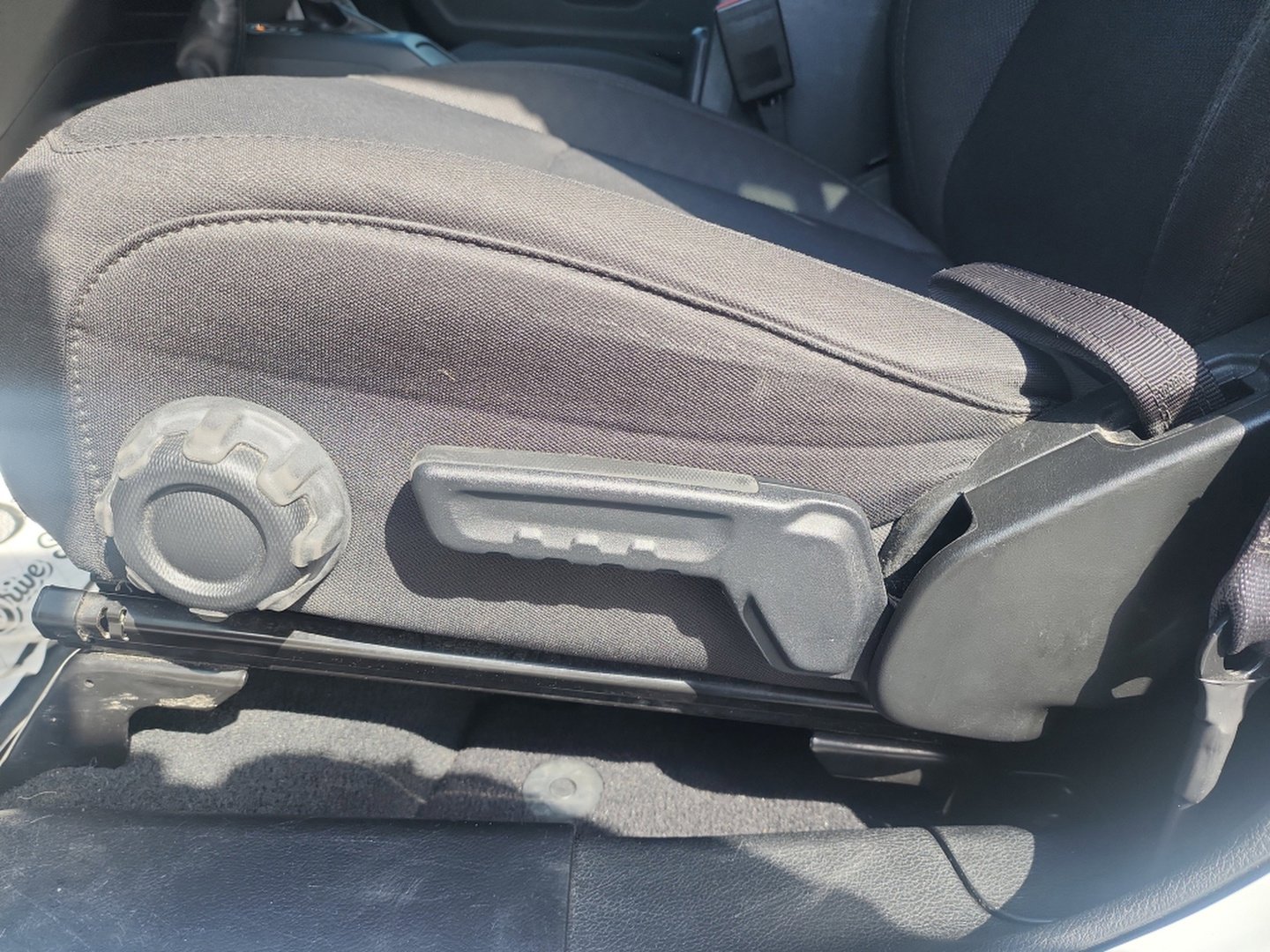 Used 2023 Jeep Gladiator Sport image 13