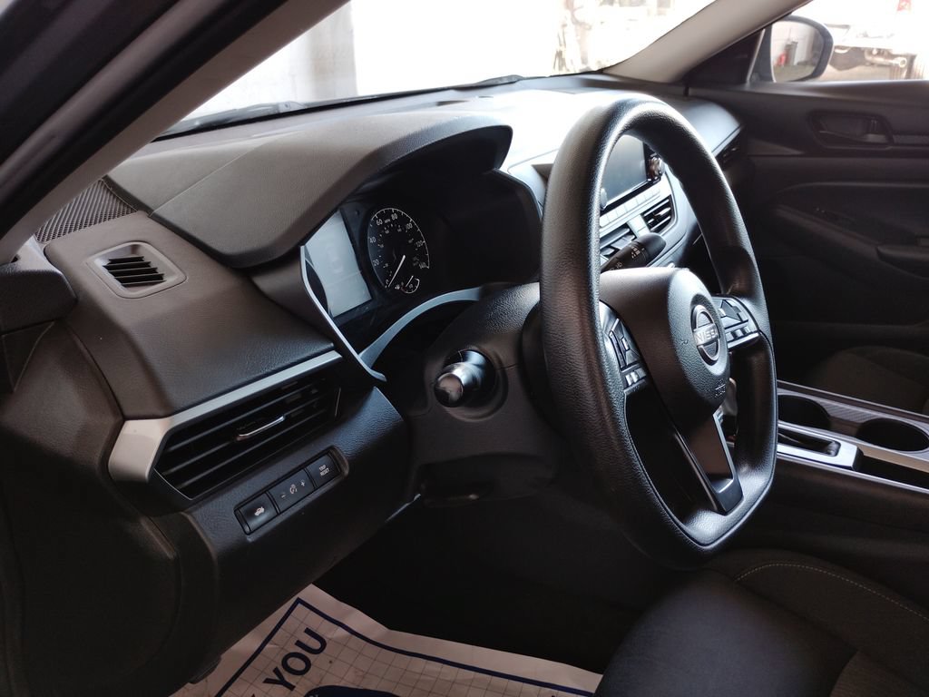 Used 2024 Nissan Altima 2.5 S FWD image 20