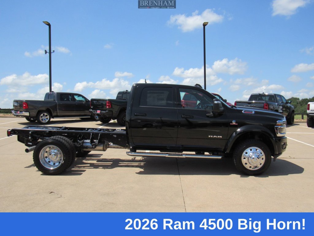 New 2026 RAM 4500 4x4 Crew Cab DRW w/ Laramie Trim Package image 2