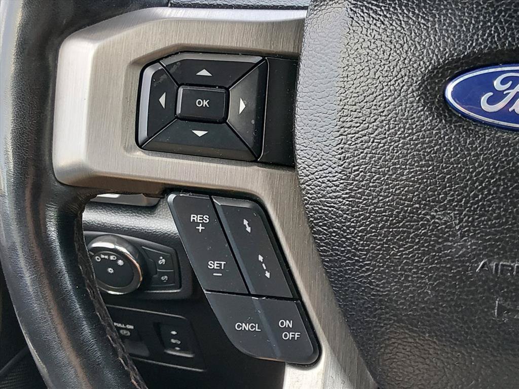 Used 2018 Ford F150 Platinum w/ Equipment Group 701A Luxury AWD/4WD image 24