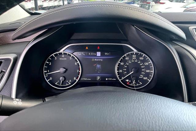 Certified 2023 Nissan Murano Platinum w/ Cargo Package FWD image 26