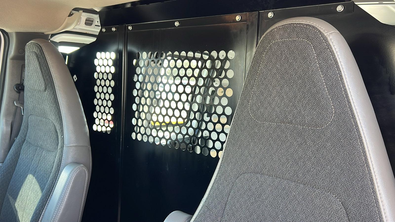 Certified 2023 Chevrolet Express 2500 w/ Driver Convenience Package image 18