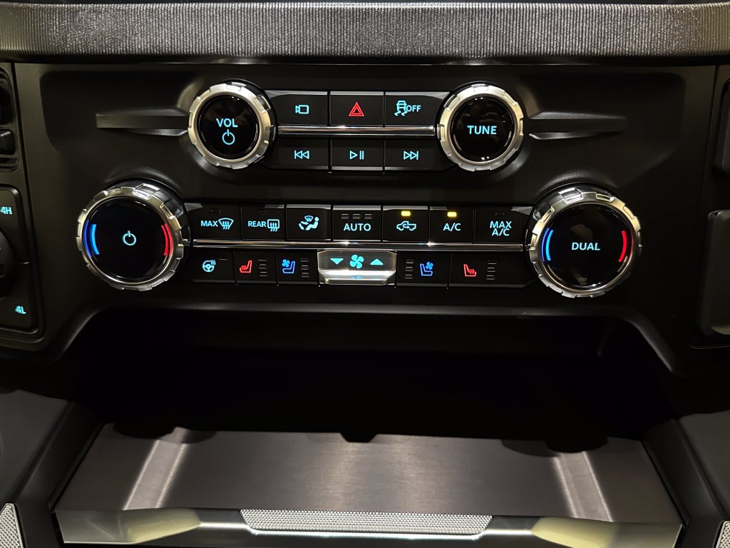 New 2026 Ford F250 Platinum AWD/4WD image 35