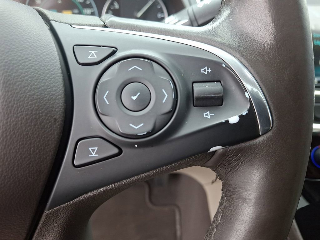 Certified 2019 Buick LaCrosse Essence w/ Sun and Shade Package image 22