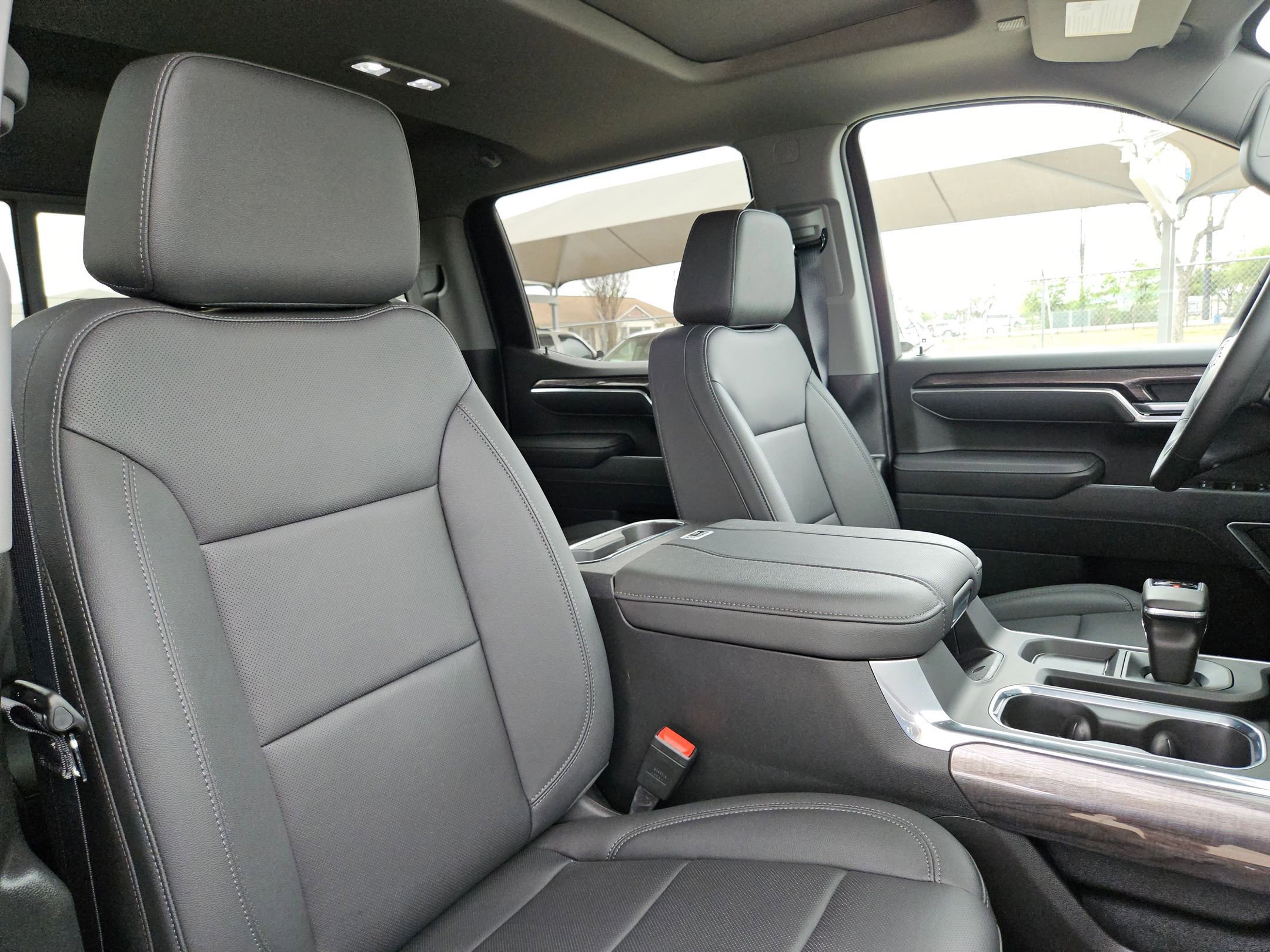 Certified 2026 Chevrolet Silverado 1500 LTZ w/ LTZ Premium Package image 30