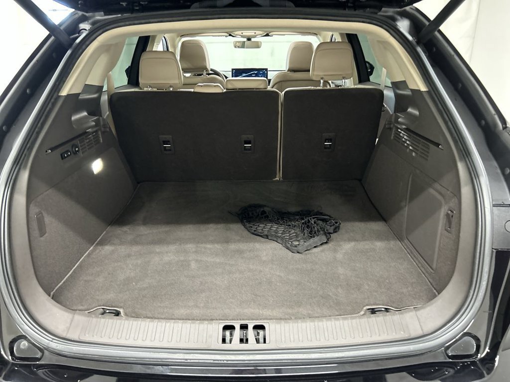 Used 2023 Lincoln Nautilus Reserve w/ Equipment Group 201A AWD/4WD image 23