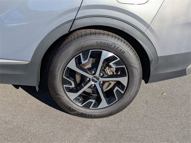 Used 2023 Kia Sportage EX image 11