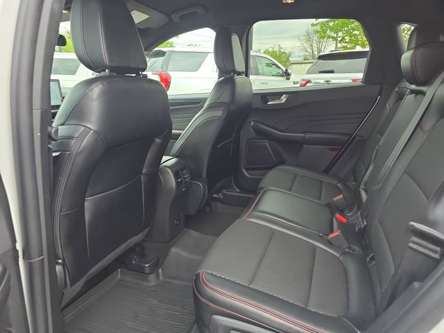 Certified 2024 Ford Escape ST-Line w/ Tech Pack #1 AWD/4WD image 31