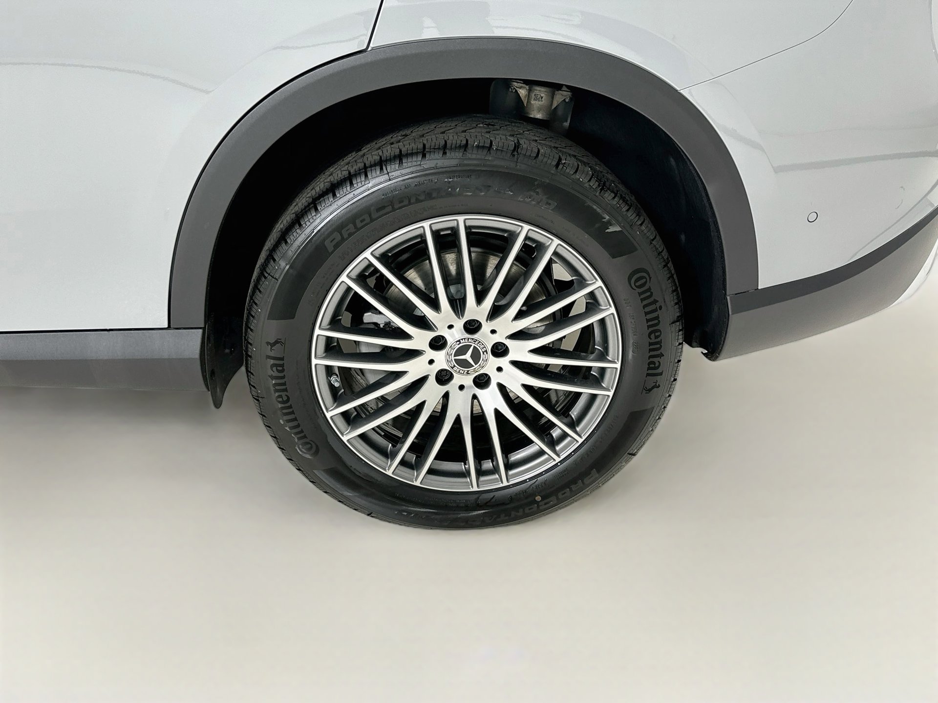 New 2027 Mercedes-Benz GLC 300 4MATIC image 34