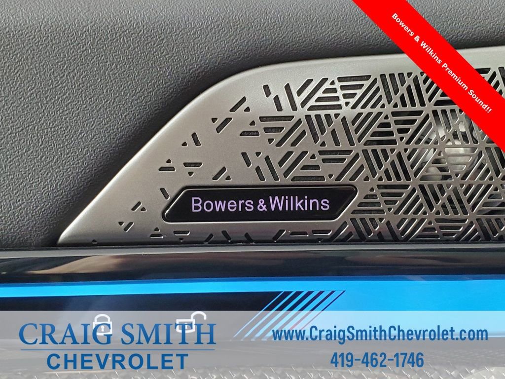 Used 2025 BMW M5 w/ Executive Package image 10