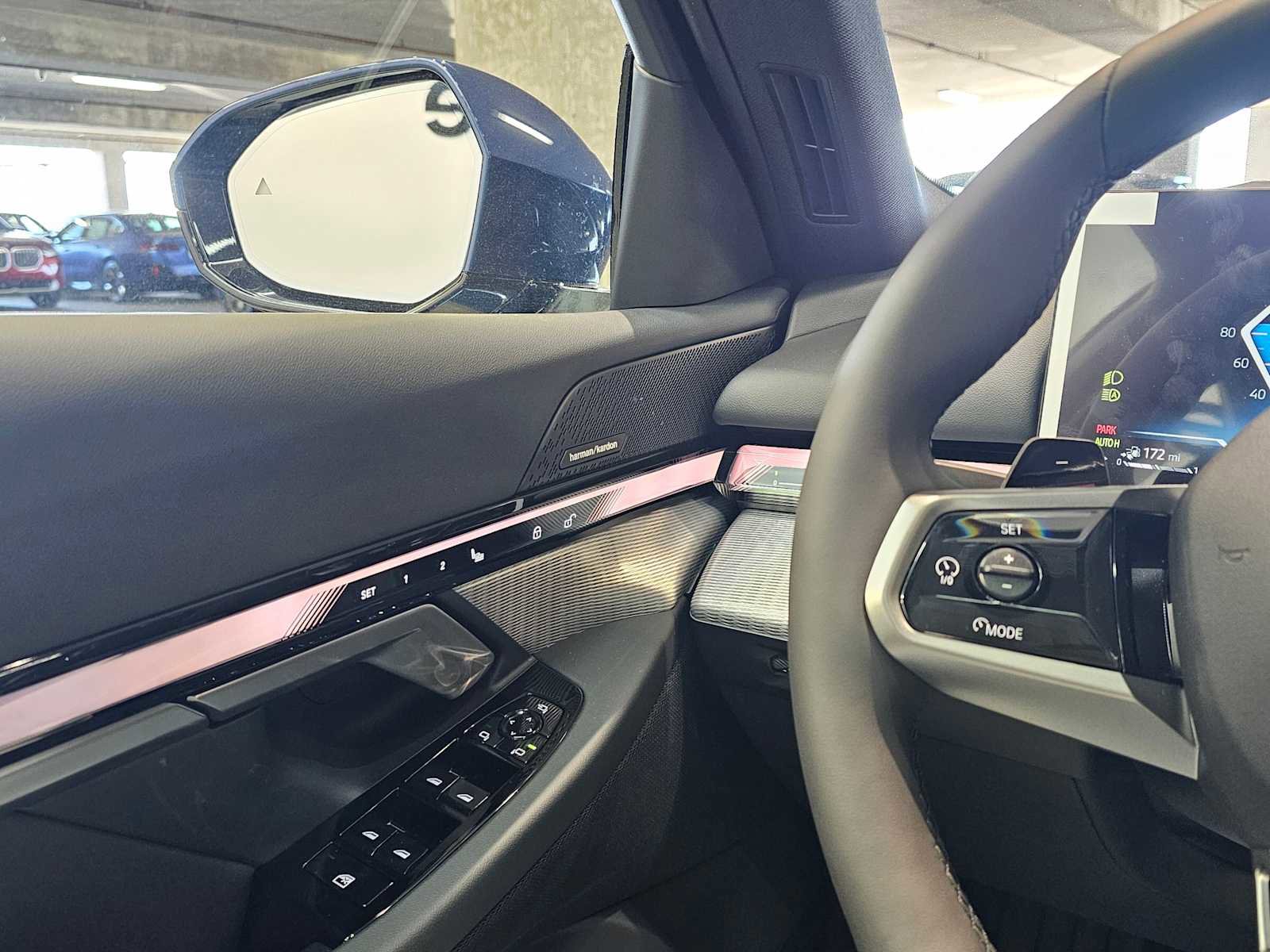 New 2026 BMW 550e xDrive w/ Premium Package image 22