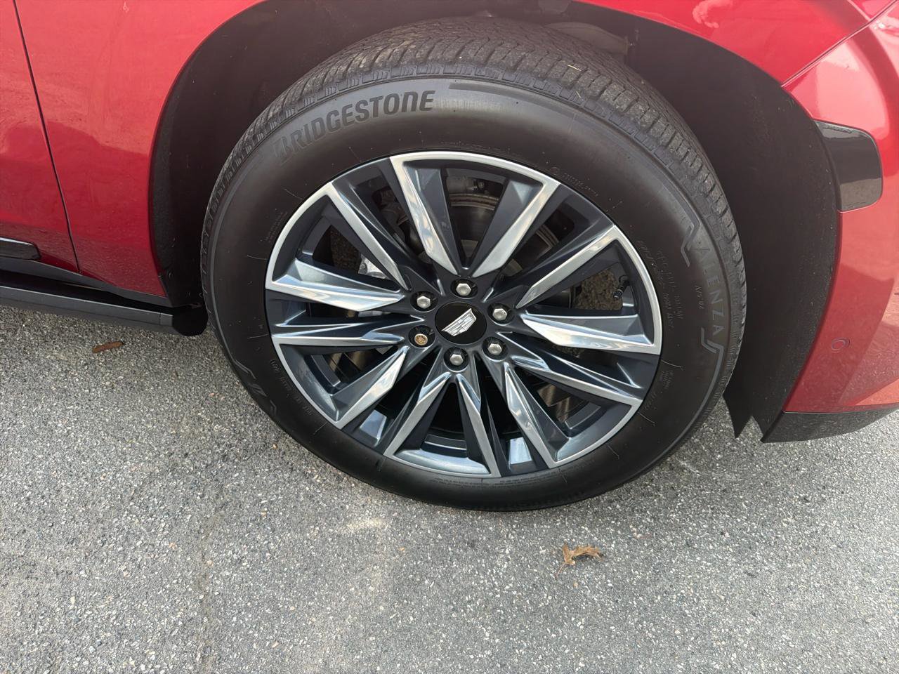 Used 2022 Cadillac Escalade Sport Platinum AWD/4WD image 4