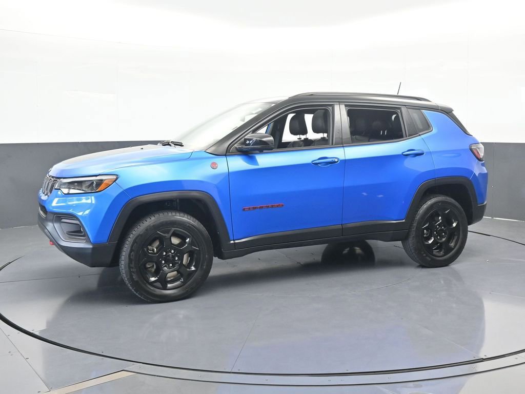 Used 2023 Jeep Compass Trailhawk w/ Trailhawk Elite Group video 2