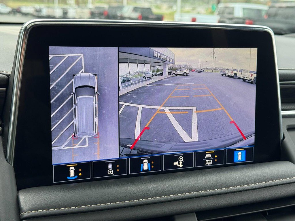 Used 2021 GMC Yukon SLT w/ SLT Premium Package image 28