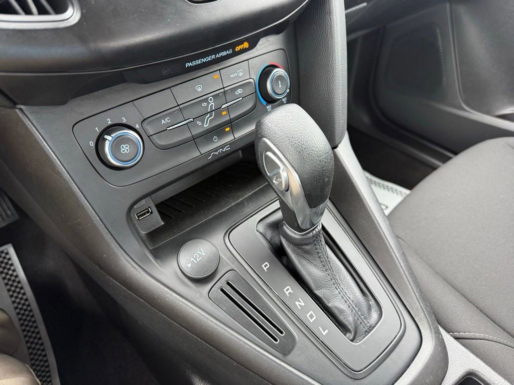 Certified 2018 Ford Focus SE image 23
