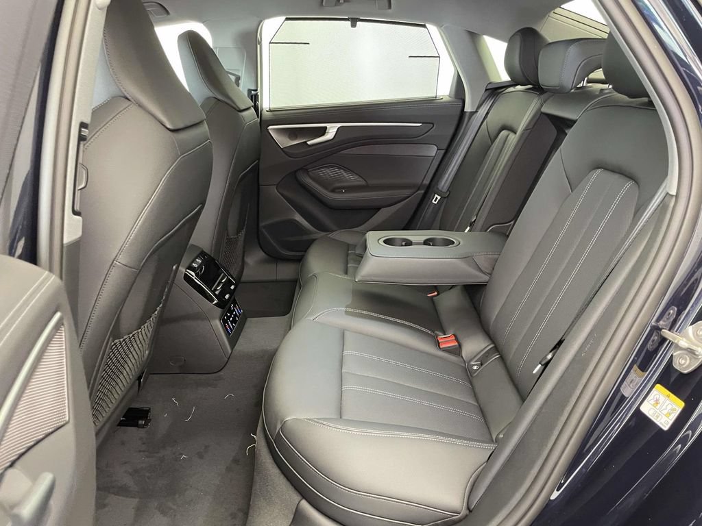 New 2026 Audi A6 Premium Plus AWD/4WD image 19