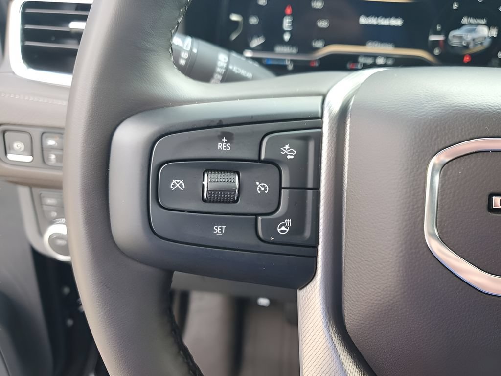 Certified 2023 GMC Yukon XL Denali AWD/4WD image 39