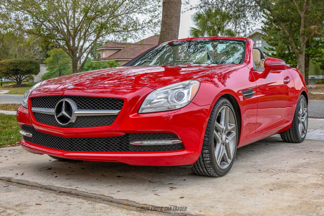 Used 2015 Mercedes-Benz SLK 250 image 14