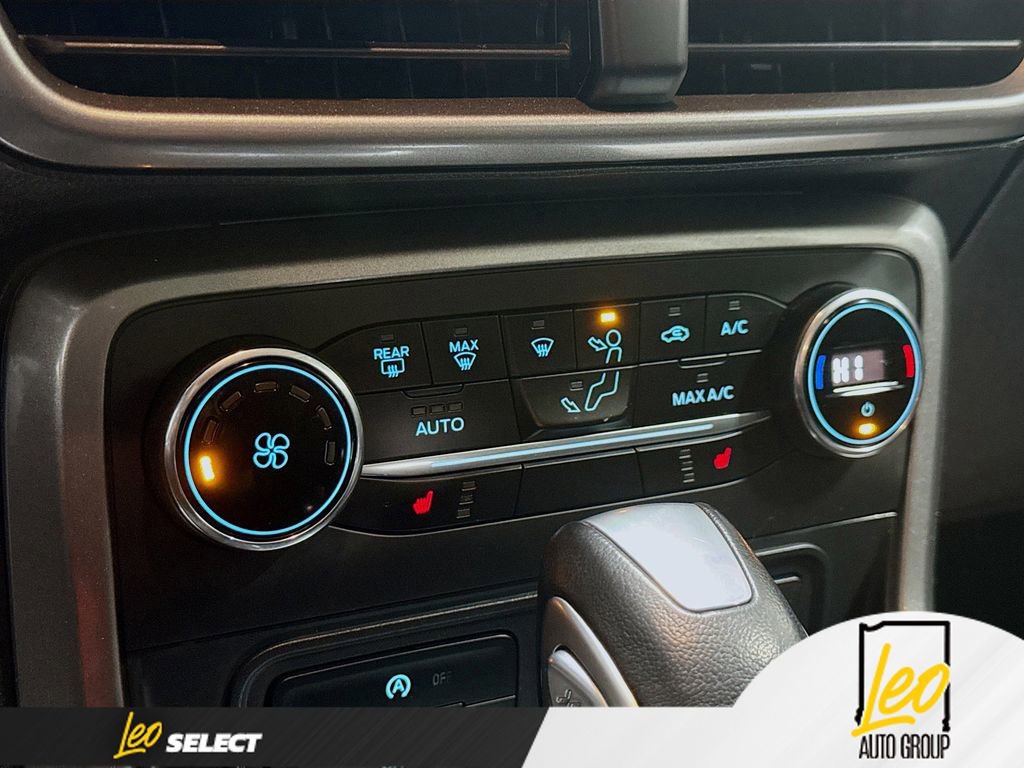 Used 2020 Ford EcoSport SE w/ SE Convenience Package image 16