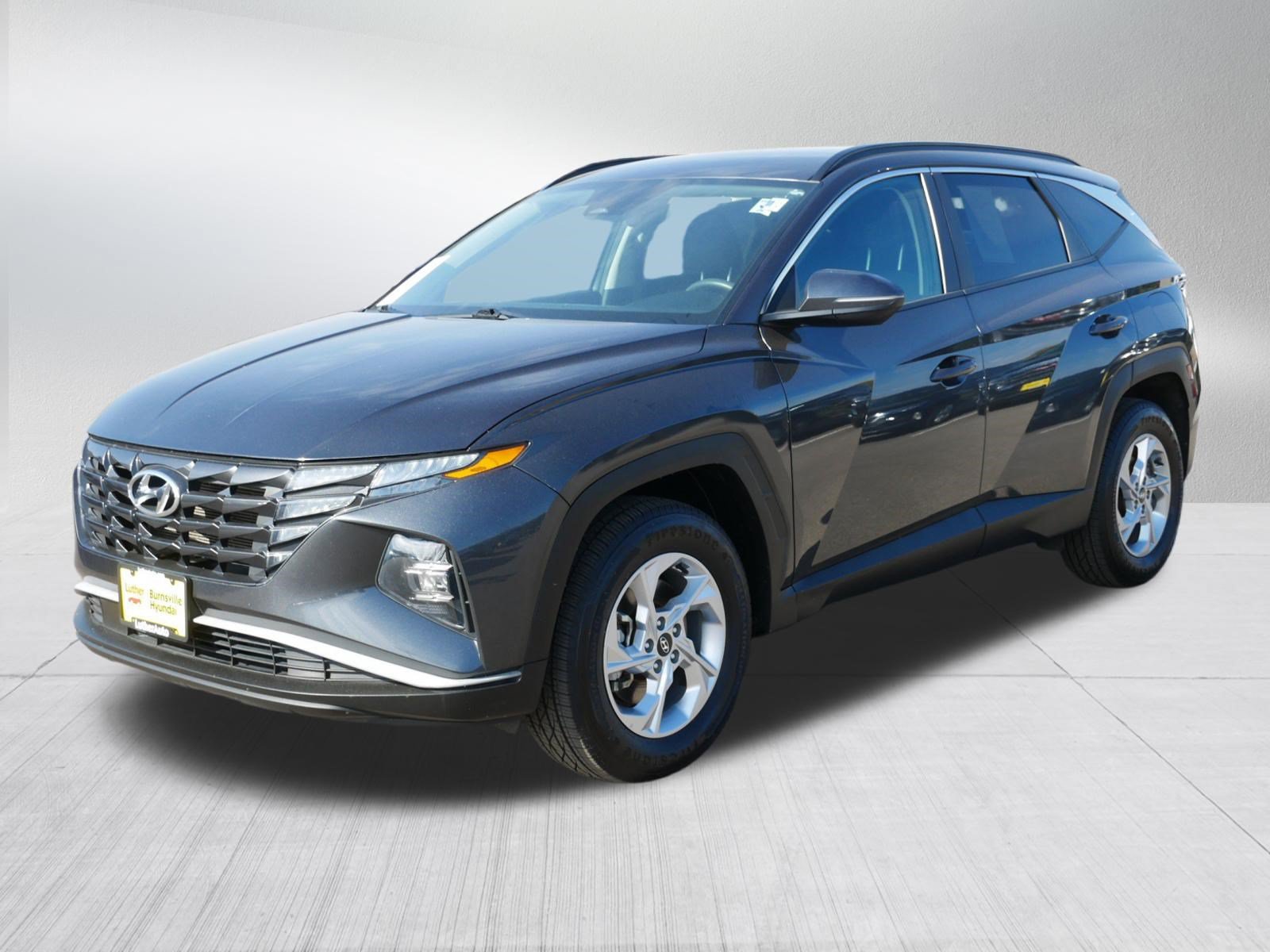 Certified 2023 Hyundai Tucson SEL AWD/4WD image 3