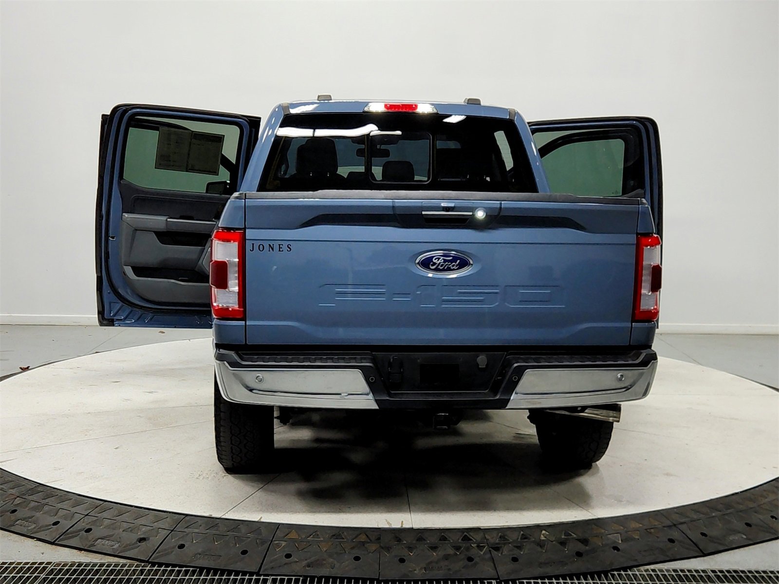 Used 2023 Ford F150 Lariat image 14