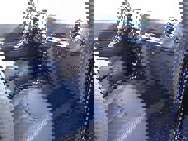 Used 2015 Jeep Wrangler Unlimited Rubicon w/ Connectivity Group image 28