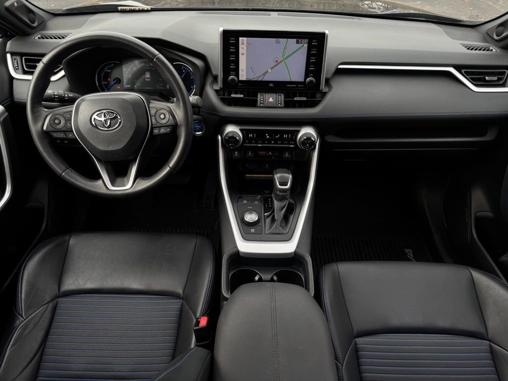 Used 2020 Toyota RAV4 XSE image 18