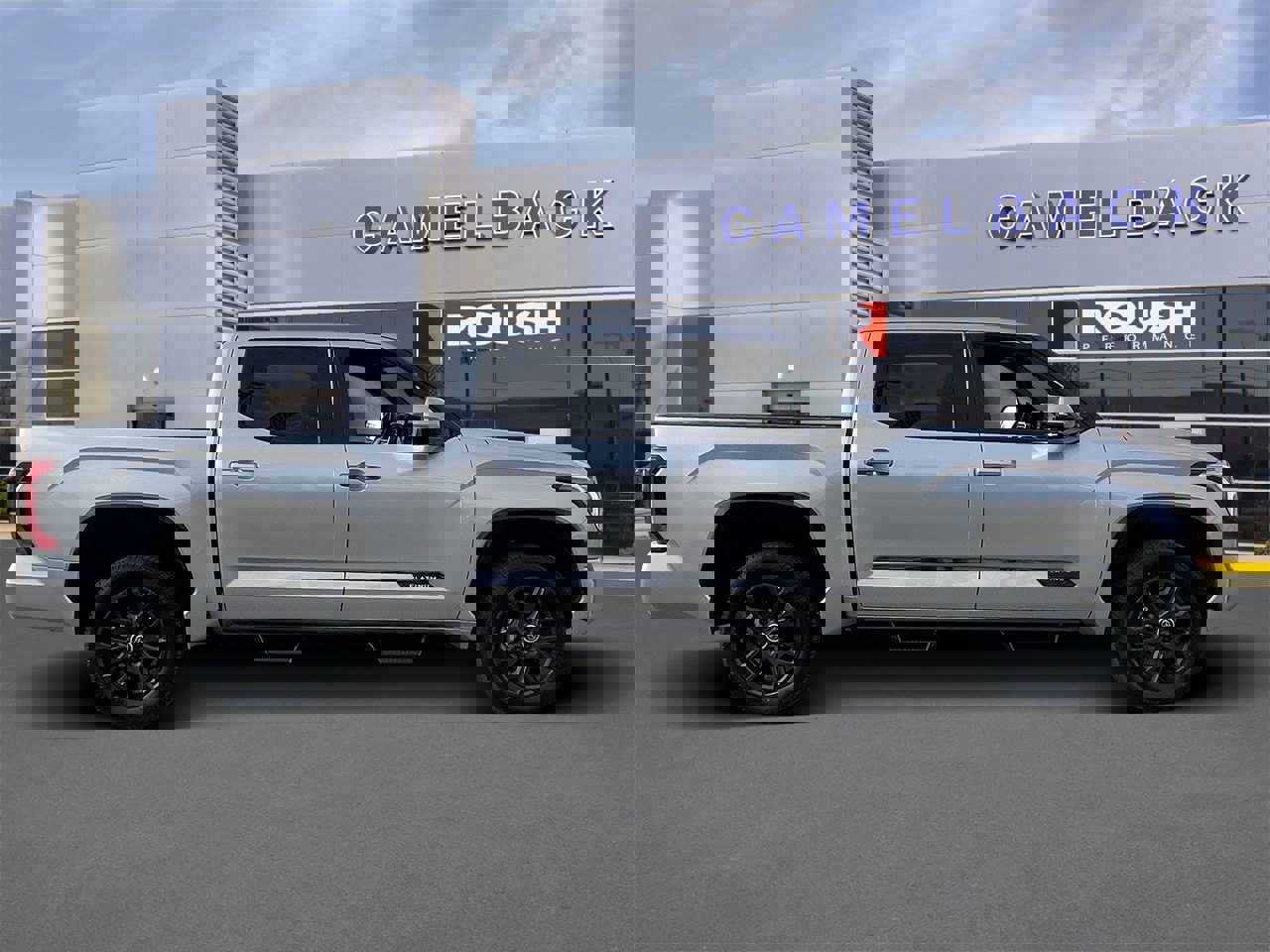 Used 2024 Toyota Tundra Platinum image 6