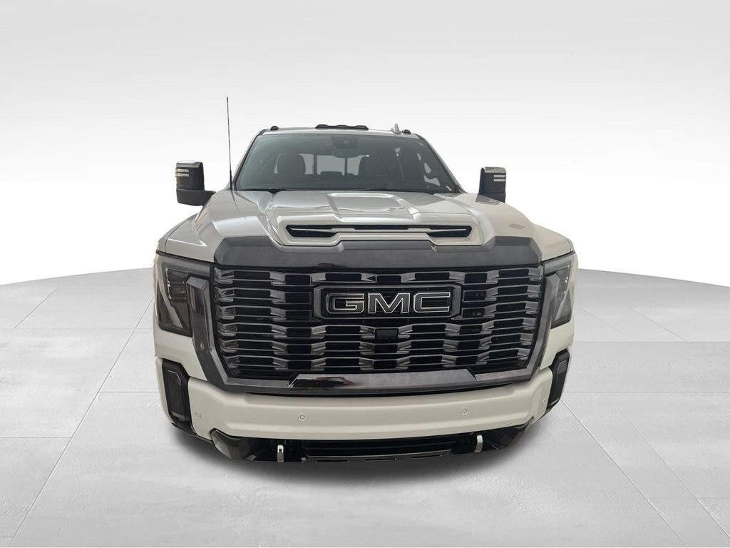 Used 2024 GMC Sierra 2500 Denali Ultimate AWD/4WD image 8