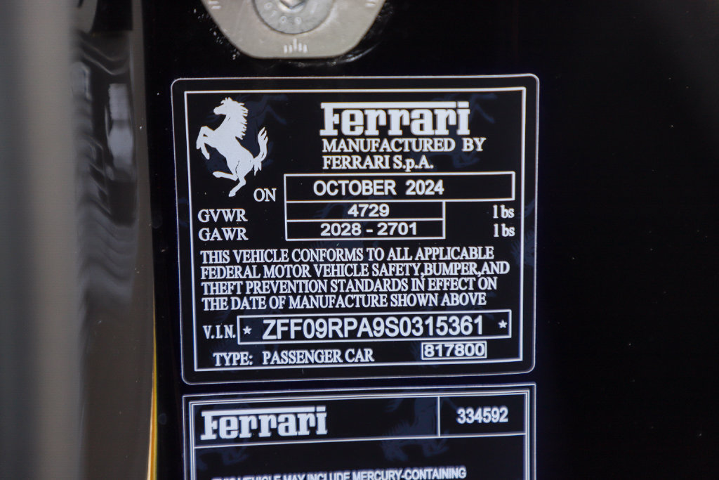 Certified 2025 Ferrari Roma Spider RWD image 69