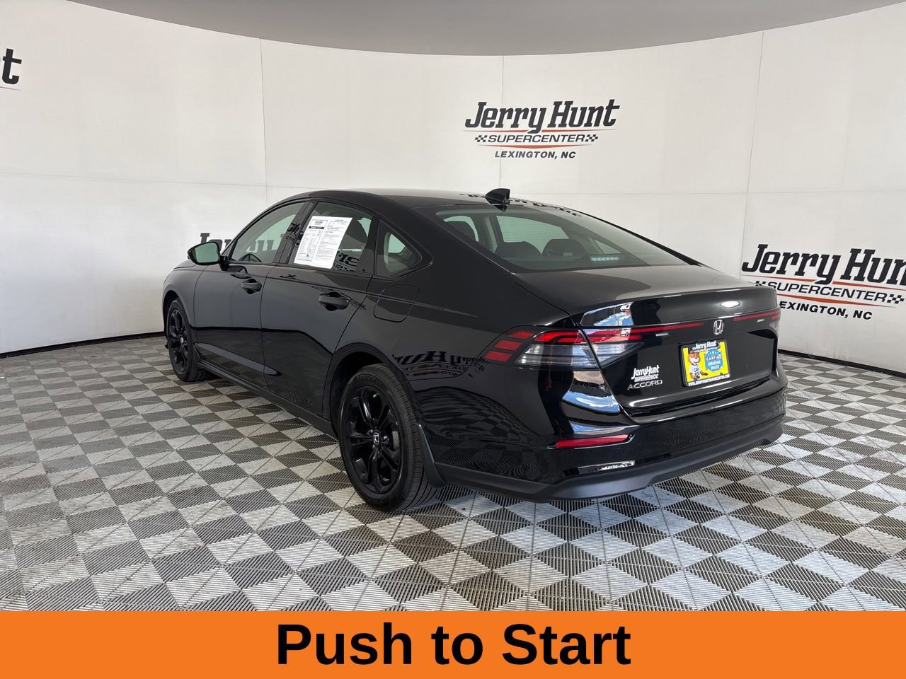 Used 2025 Honda Accord SE image 7