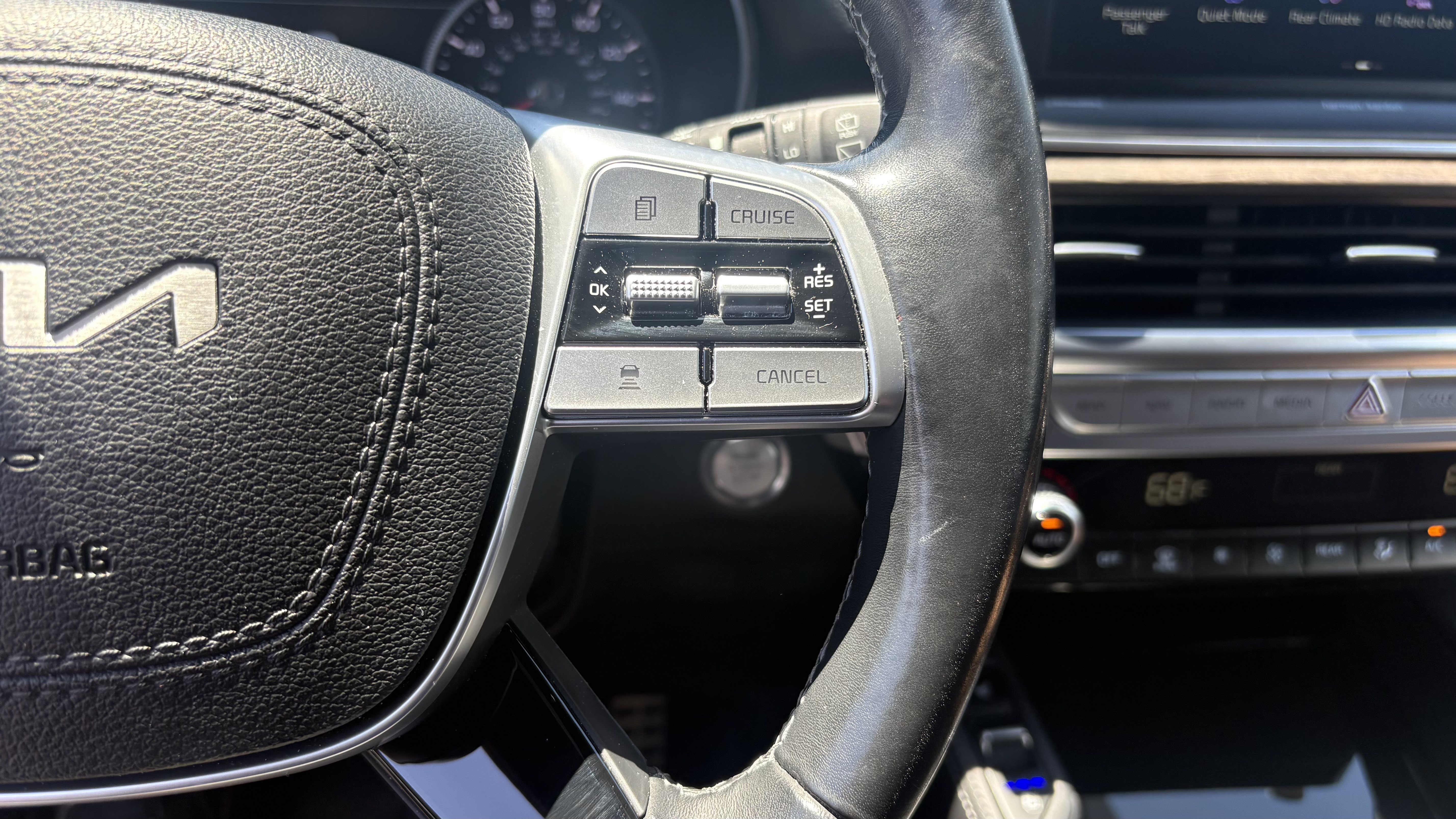 Used 2022 Kia Telluride SX w/ SX Prestige Package AWD/4WD image 21