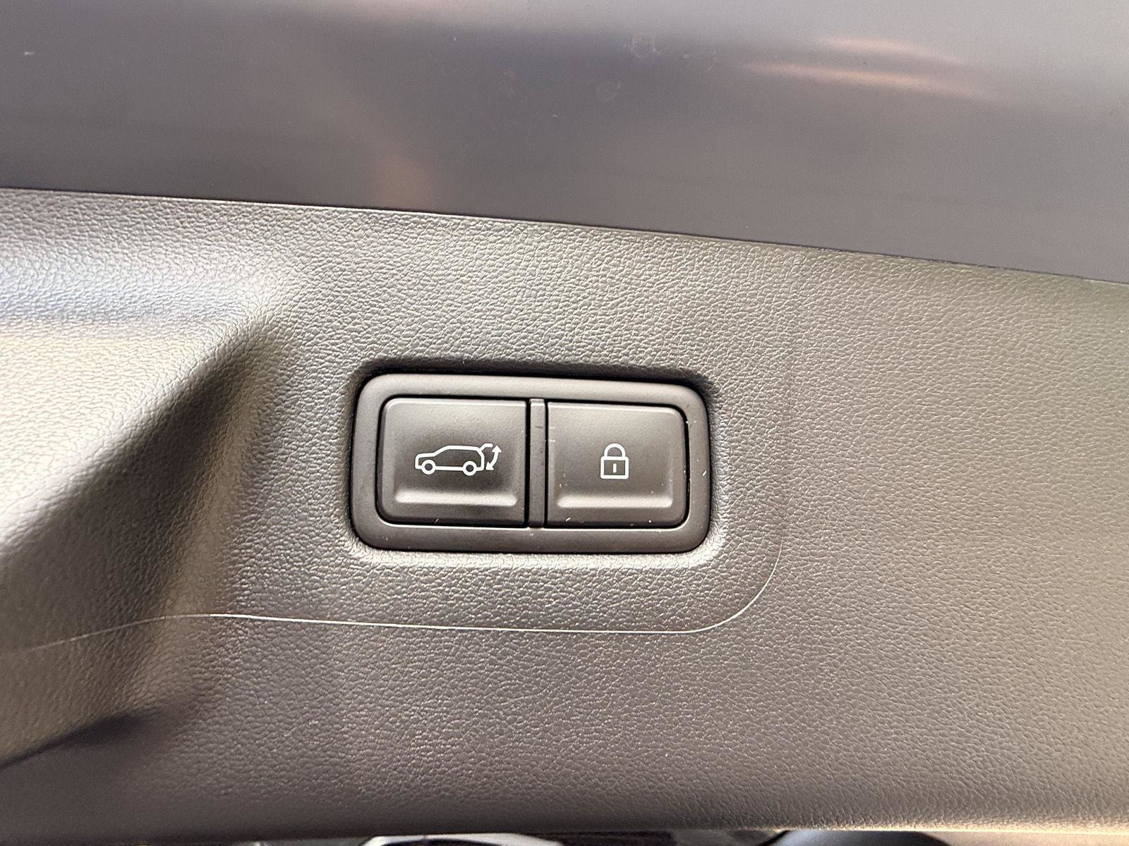 Certified 2026 Hyundai Santa Fe SE AWD/4WD image 19