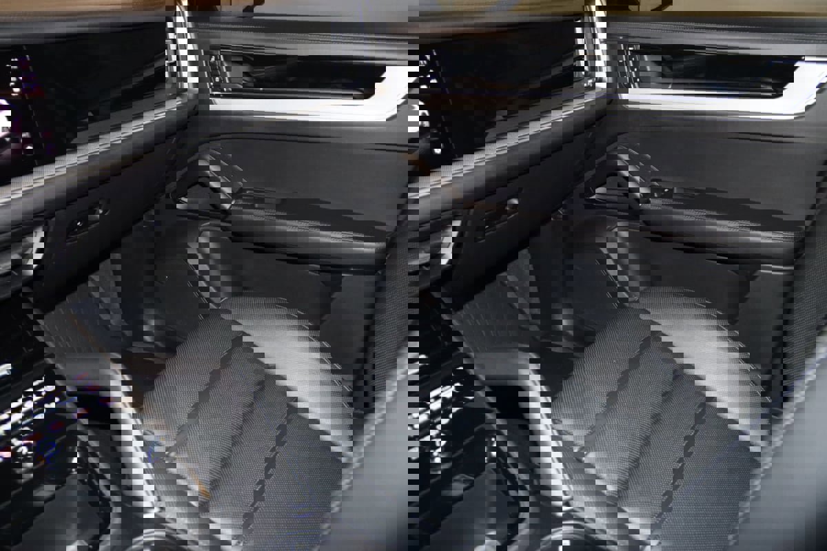 Used 2024 Porsche Cayenne image 60