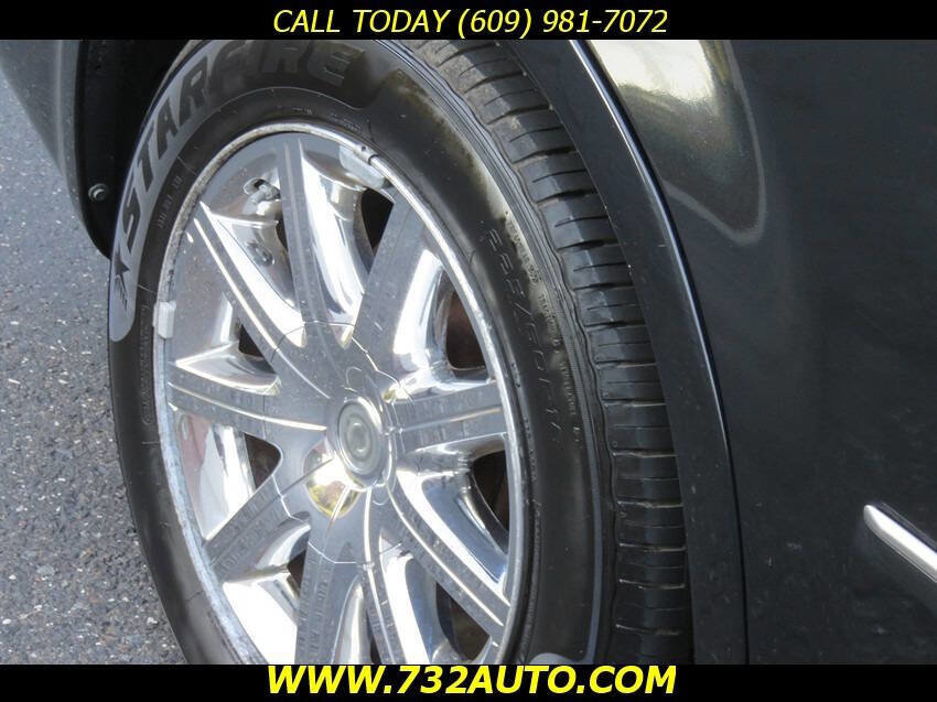 Used 2008 Chrysler 300 C w/ Protection Group II image 23